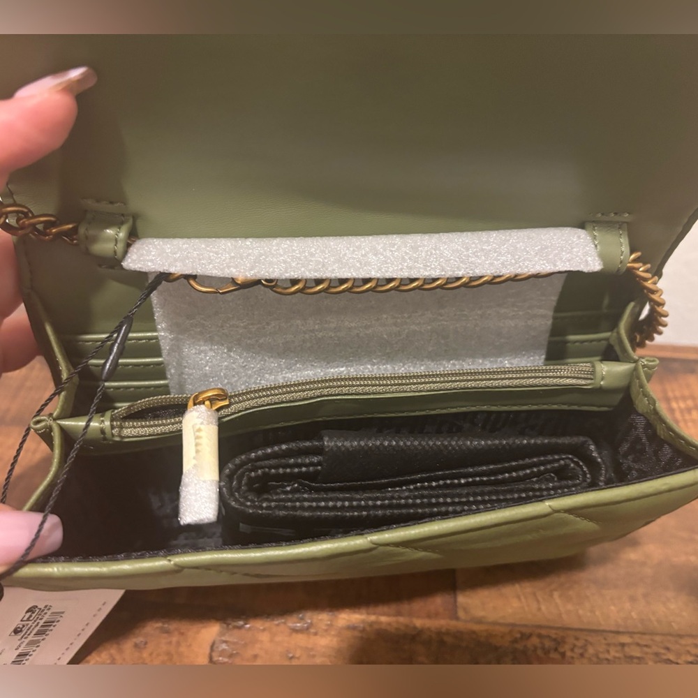 Kurt Geiger Olive Quilted Clutch/ Crossbody - Picture 7 of 8